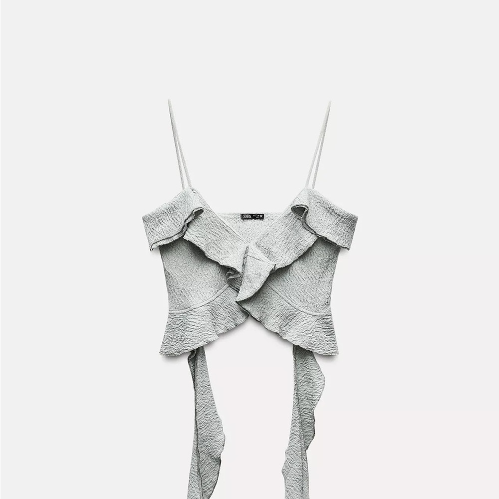 NWT Zara ruffled textured top